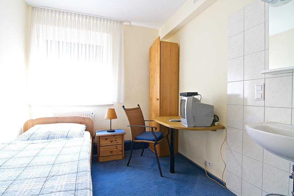 Hotel Schoenfeld BRE Chambre photo